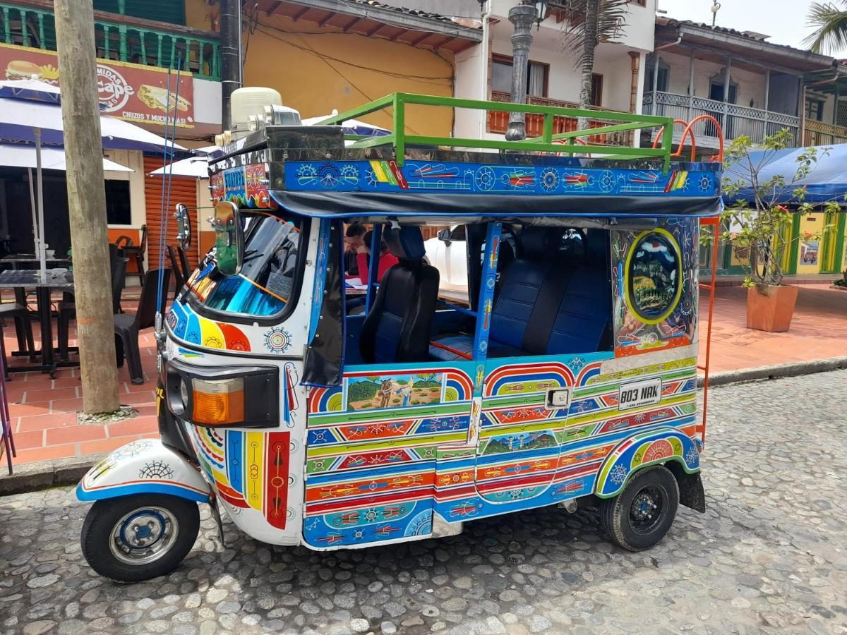 El Paraiso Paisa 5 Minutos Del Malecon Parqueadero Privado A Гуатапе Екстер'єр фото